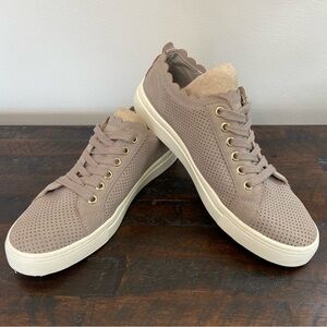 Indigo rd. Women's Taupe Lace Up Sneakers Scallop Detail Size 7